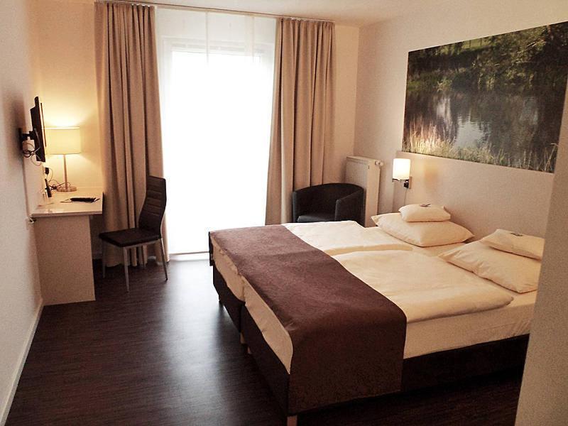Das Neue Hotel Am Park Fröndenberg Eksteriør bilde